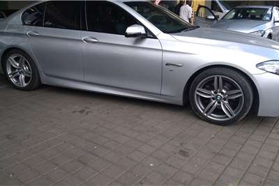  2014 BMW 5 Series 520i Luxury Line