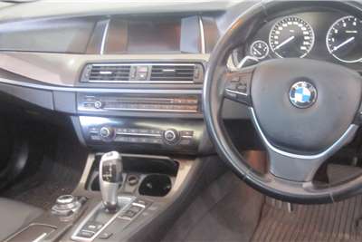  2015 BMW 5 Series 520i Sport Line