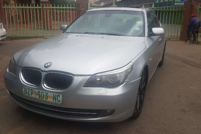 BMW 5 Series 523i Exclusive 2010