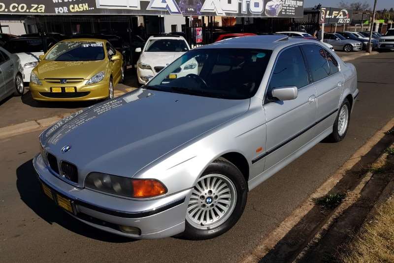 BMW 5 Series 528i 2001