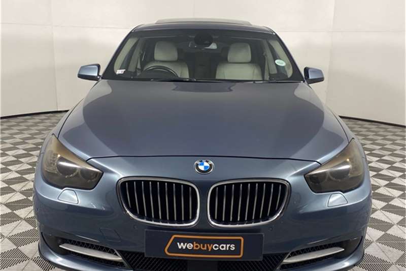  2012 BMW 5 Series 530d Innovations