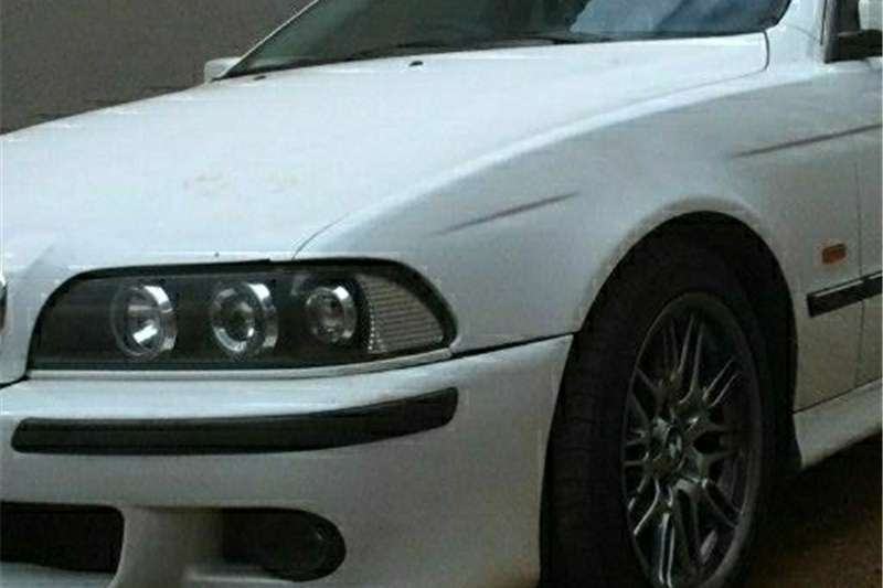 BMW 5 Series 540i 1998