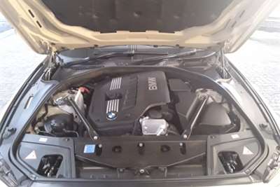  2010 BMW 5 Series sedan 