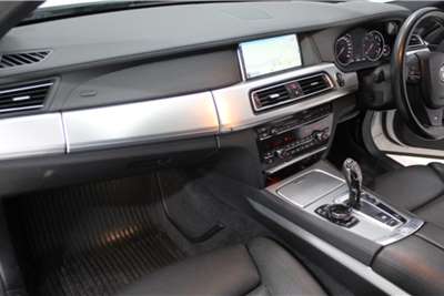  2013 BMW 7 Series 730d M SPORT (F01)