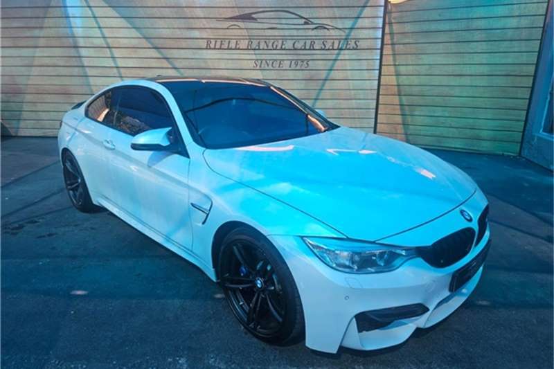 BMW M4 Coupe M DCT 2015