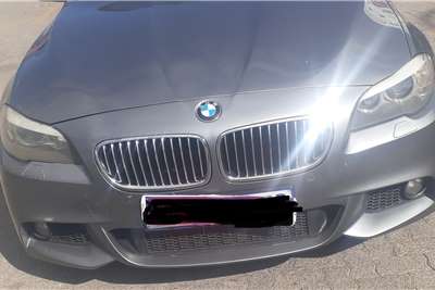 2012 BMW M5 sedan M5 M-DCT (F90)