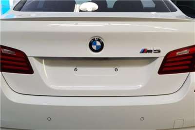  2016 BMW M5 sedan 