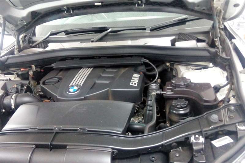 BMW X1 2.0 2011