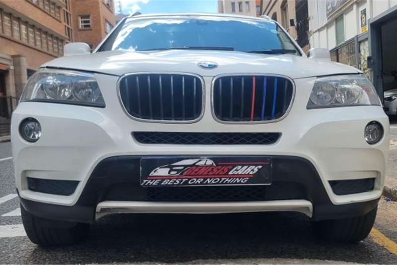 BMW X3 BMW X3 2.0i auto petrol white colour. 2013