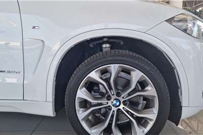  2014 BMW X5 X5 xDRIVE30d DESIGN PURE A/T (F15)