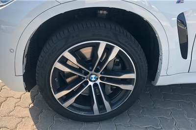  2016 BMW X6 X6 M50d