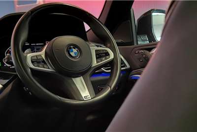  2020 BMW X6 X6 M50i (G06)