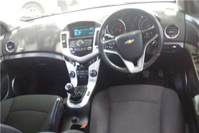  2014 Chevrolet Cruze Cruze sedan 1.6 LS