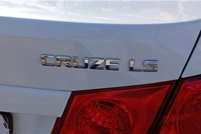 Used 2015 Chevrolet Cruze sedan 1.6 LS