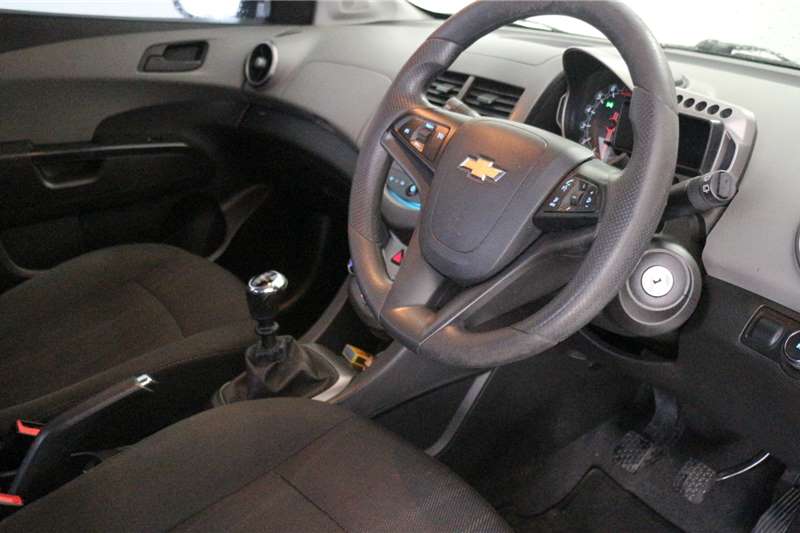 Used 2014 Chevrolet Sonic hatch 1.6 LS