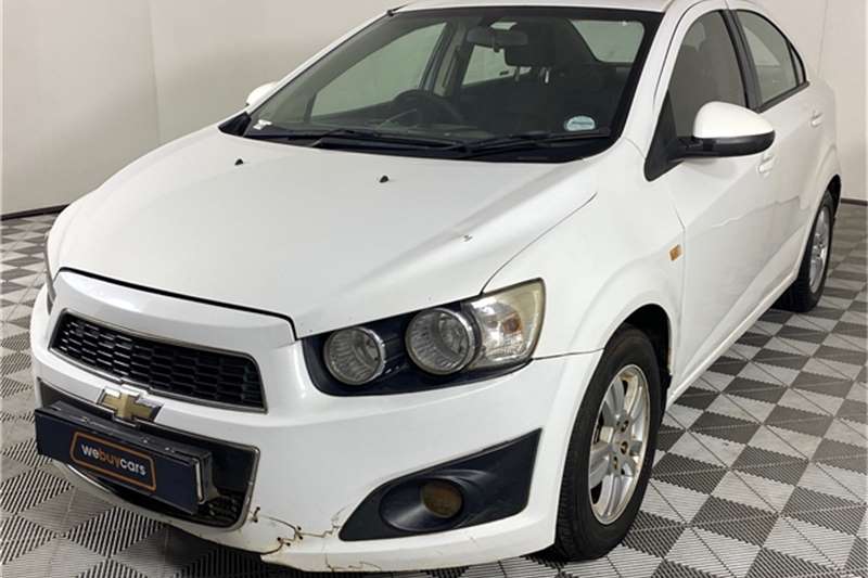 Chevrolet Sonic sedan 1.6 LS 2013