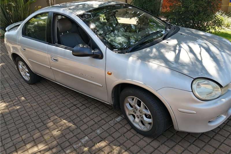 Chrysler neon 2001