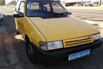  2000 Fiat Uno 