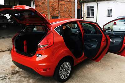  2012 Ford Fiesta Fiesta 1.4 5-door Ambiente