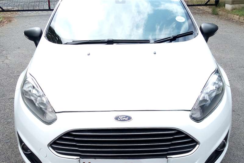 Ford Fiesta 1.4 5-door Ambiente 2015