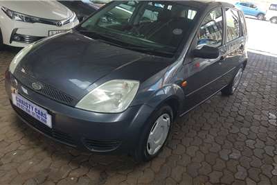  2004 Ford Fiesta Fiesta 1.4 5-door Trend