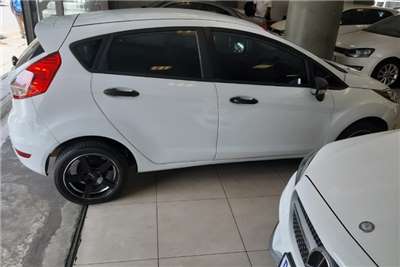  2015 Ford Fiesta Fiesta 1.4 5-door Trend