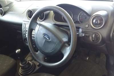  2004 Ford Fiesta Fiesta 1.4i 5-door