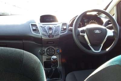  2013 Ford Fiesta Fiesta 1.4i 5-door