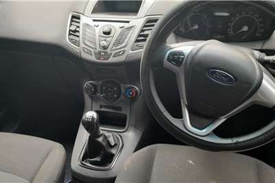  2014 Ford Fiesta Fiesta 1.4i 5-door