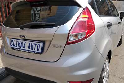  2017 Ford Fiesta Fiesta 1.4i 5-door