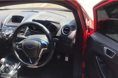  2015 Ford Fiesta Fiesta 1.6 3-door Titanium