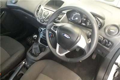  2015 Ford Fiesta Fiesta 1.6 5-door Ambiente