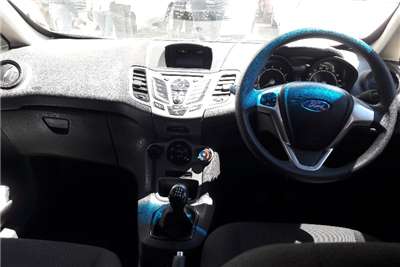  2016 Ford Fiesta Fiesta 1.6 5-door Ambiente