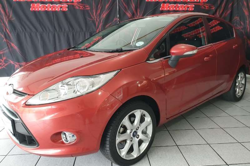 Ford Fiesta 1.6 5-door Titanium 2010