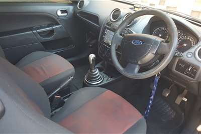  2005 Ford Fiesta Fiesta 1.6i 3-door Trend