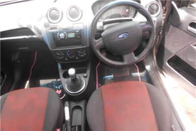  2006 Ford Fiesta Fiesta 1.6i 3-door Trend