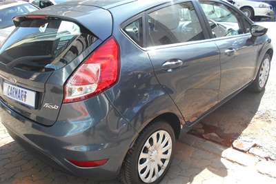  2013 Ford Fiesta Fiesta 5-door 1.0T Titanium