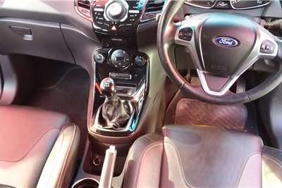 2015 Ford Fiesta Fiesta 5-door 1.0T Titanium