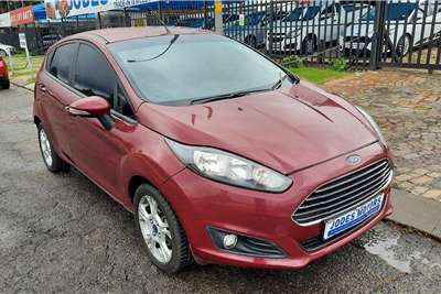  2016 Ford Fiesta Fiesta 5-door 1.0T Titanium