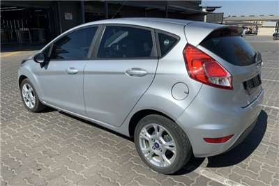  2015 Ford Fiesta Fiesta 5-door 1.0T Trend