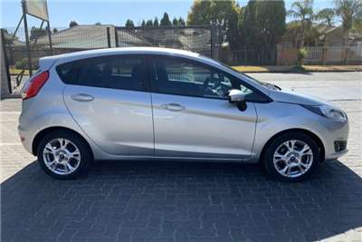  2015 Ford Fiesta Fiesta 5-door 1.0T Trend