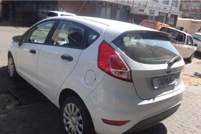  2015 Ford Fiesta Fiesta 5-door 1.0T Trend