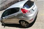  2016 Ford Fiesta Fiesta 5-door 1.0T Trend auto