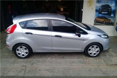  2013 Ford Fiesta Fiesta 5-door 1.4 Ambiente