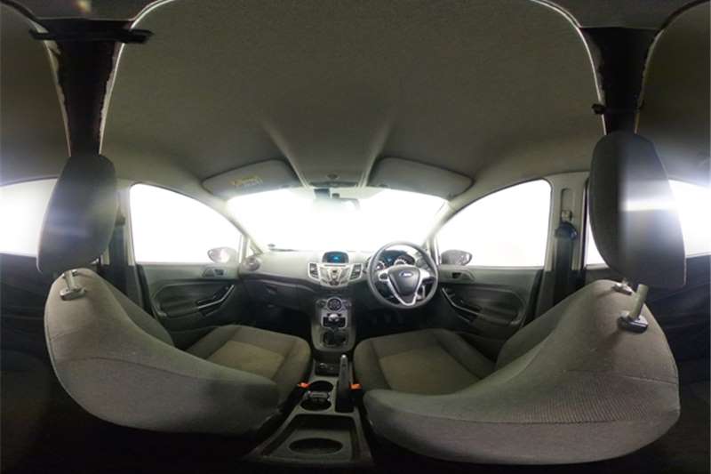 Used 2015 Ford Fiesta 5 door 1.4 Ambiente