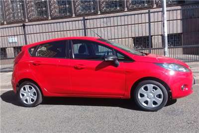  2010 Ford Fiesta Fiesta 5-door 1.6 Ambiente