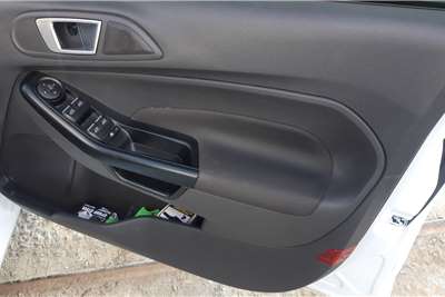  2015 Ford Fiesta hatch 5-door FIESTA 1.0 ECOBOOST TITANIUM 5DR