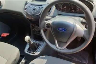  2010 Ford Fiesta hatch 5-door FIESTA 1.6i AMBIENTE 5Dr