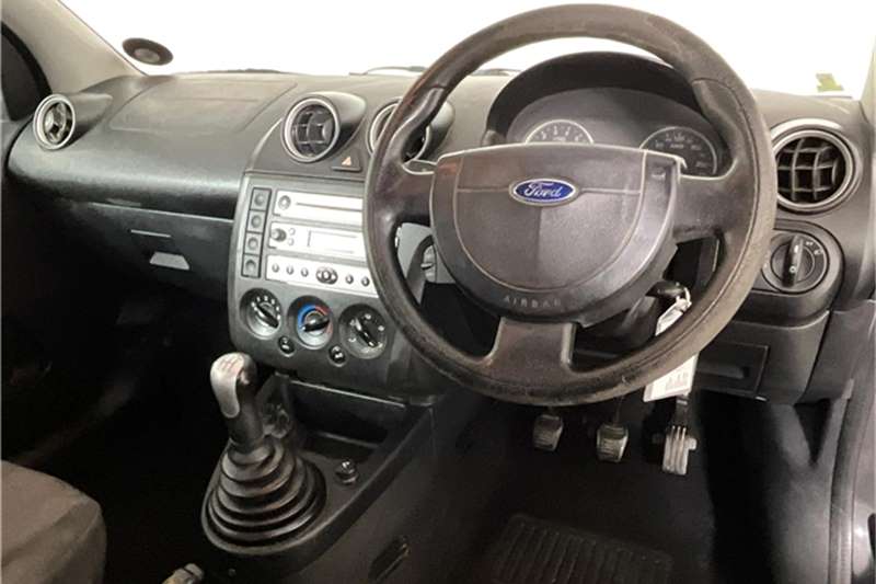 2006 Ford Fiesta