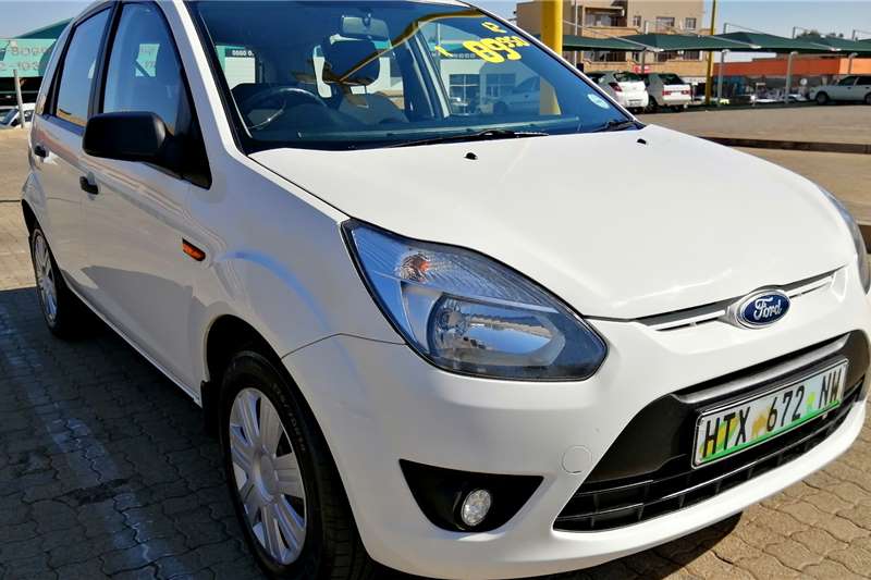 Ford Figo 1.4 Ambiente 2012